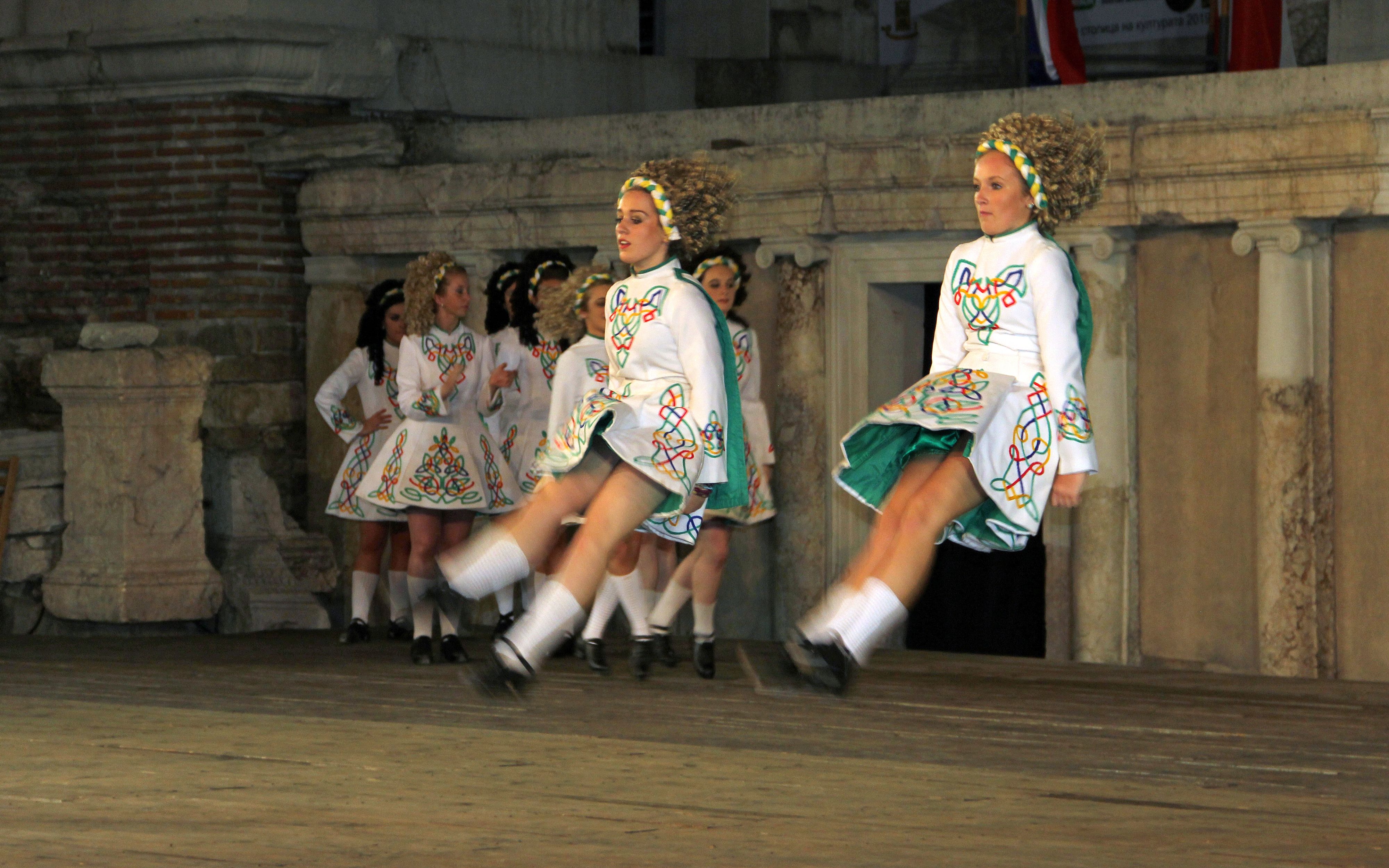 Irish dancers